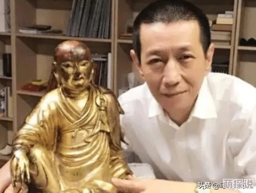 央视铜铜铜铜好大，网友热议：这到底是艺术还是商业炒作？背后隐藏了怎样的文化意义与社会反响？