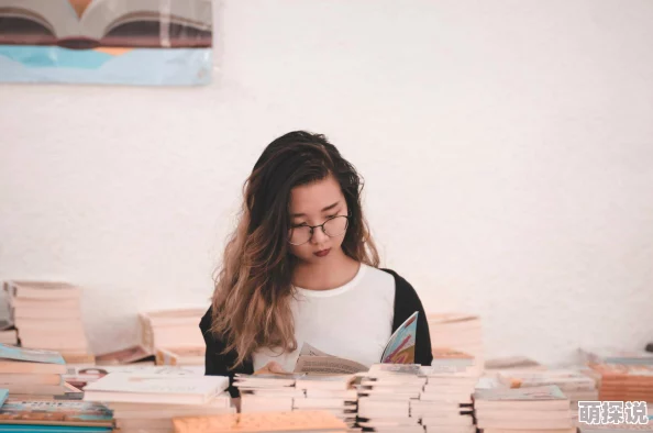 丝袜好紧老师我进去了，学生与老师之间的界限何在？教育界对师生关系的新讨论引发热议！