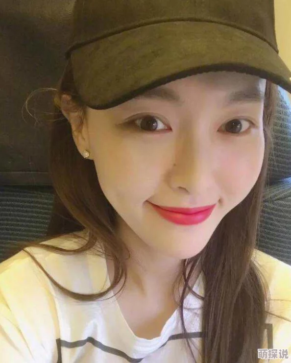 美女百分百：全球最美面孔评选揭晓，惊艳女神引发热议，网友纷纷点赞！