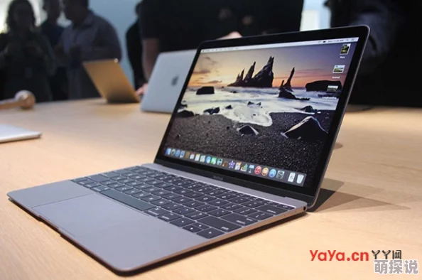 12岁macbook高清：网友热议这款老旧设备的性能与使用体验，是否值得继续使用？