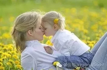 奶汁双性失禁np引发网友热议，许多人对这一题材表示好奇，同时也有不少人对此持保留态度