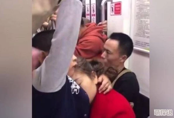 中国小伙子GaySex引发热议，网友纷纷讨论性别认同与社会接受度的变化！
