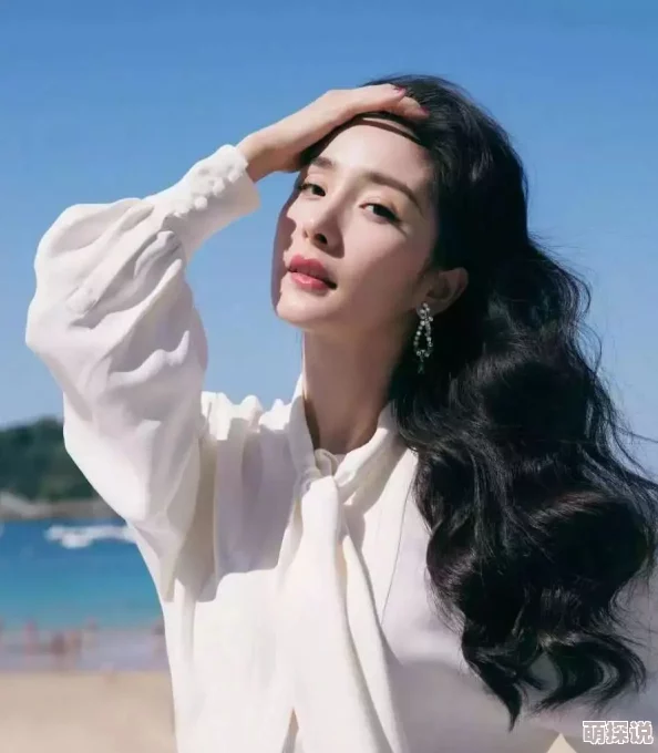 探索魅力与禁忌的交汇：揭秘当下最受欢迎的美女污视频网站背后的故事与文化