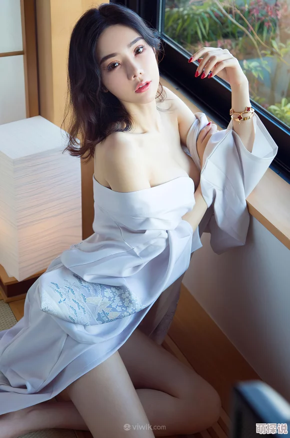 探索国产亚洲美女精品久久久：展现独特魅力与多样风格的视觉盛宴