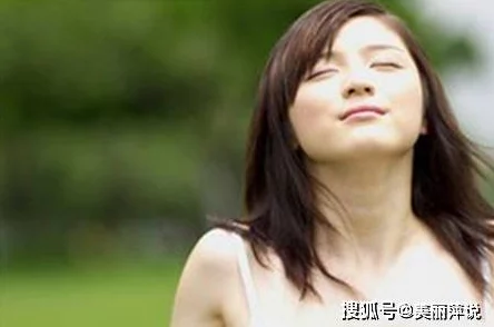 探索女性愉悦：女人下面被舔的感受与心理体验分析