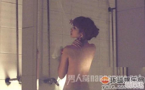 大尺度床戏揉捏胸片段引发热议，网友纷纷表示对剧情的真实感和演员的表现赞赏，同时也有部分人认为过于露骨