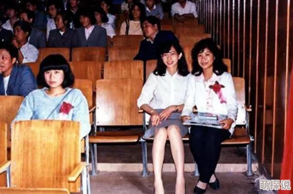 帅小伙在派对上被神秘男子下药灌醉，意外经历了一场不可思议的夜晚与惊险冒险
