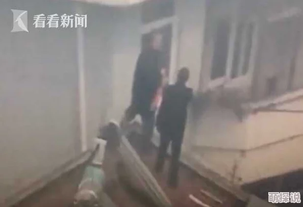 在禁忌的边缘：女攻男受之间高H打屁股的激情与挑战，探索欲望深处的秘密游戏