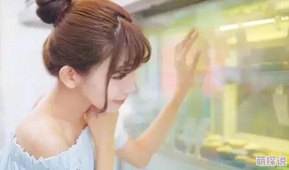 极品粉嫩小仙女小泬XX，真是太可爱了，感觉像是梦中的仙女一样！