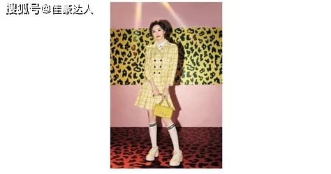 锦绣奇缘风尚：探索简约优雅服饰搭配，推荐必备潮流单品指南