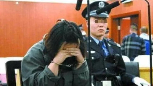 出轨发泄h爽指的是通过出轨行为来宣泄压力或不满的情感表达方式