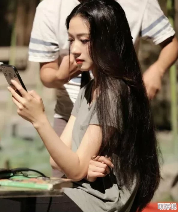 女人与公拘交酡视频播放近日网络爆红的短视频平台上线