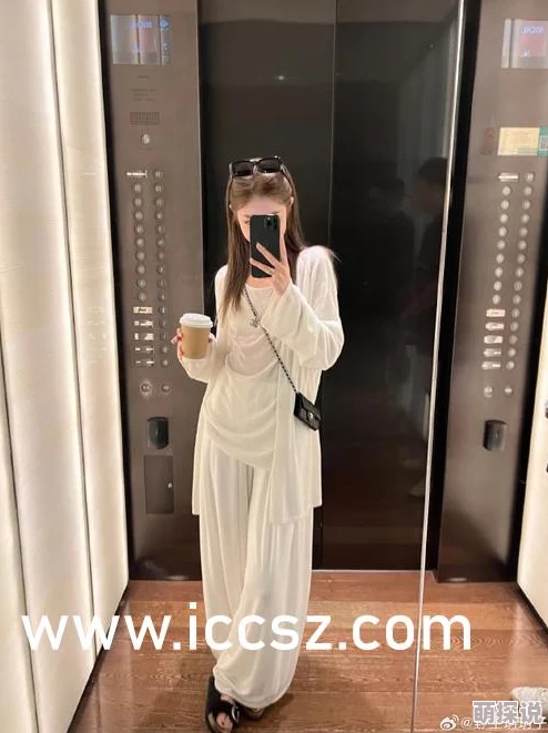 女人与公拘交酡视频播放近日网络爆红的短视频平台上线