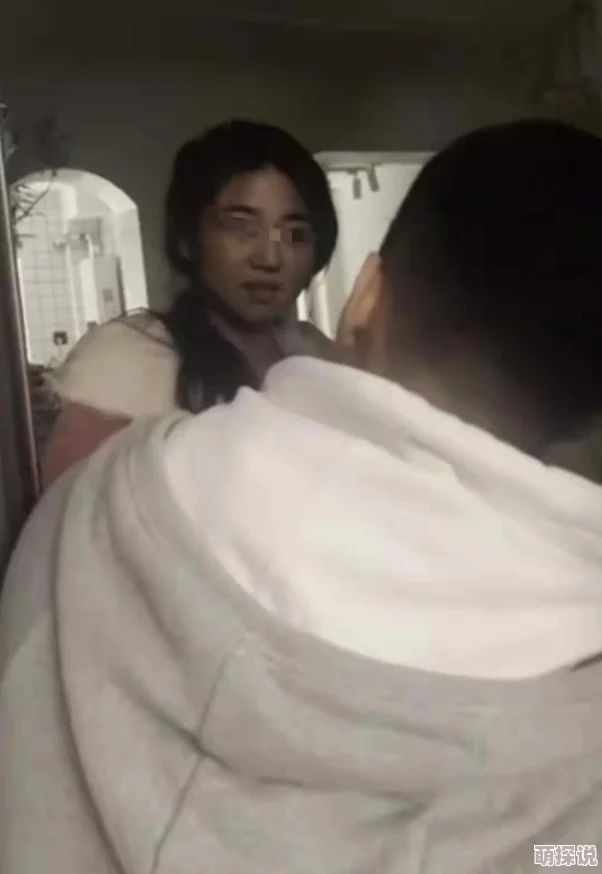 女人被男人狂躁的视频最近在社交媒体上疯传的视频引发热议