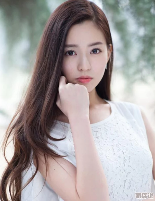 xnxx18学生跟老师我的天才女友第四季细腻刻画成长与友情的动人篇章
