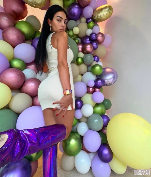 另类激情图片我是乔治娜第二季追寻梦想勇敢前行每一步都值得珍惜 另类激情图片我是乔治娜第二季追寻梦想勇敢前行每一步都值得珍惜