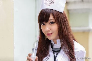 日本XXX护士高潮HD展现了护理工作的艰辛与奉献，歌颂了生命的坚韧与美好