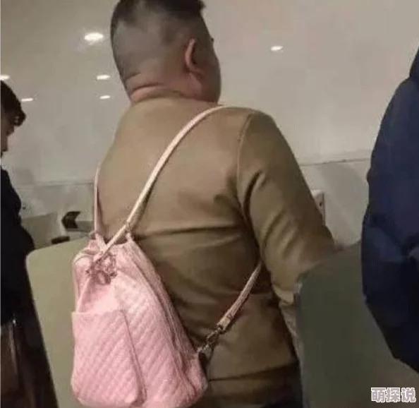 捆绑白丝震动捧强制gc听说圈内大佬爆料拍摄现场气氛紧张演员情绪几近崩溃