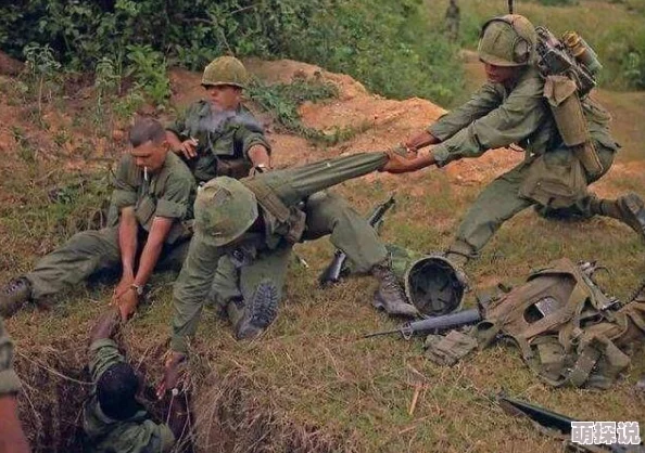 全民突击：手雷使用技巧与战场作用深度剖析