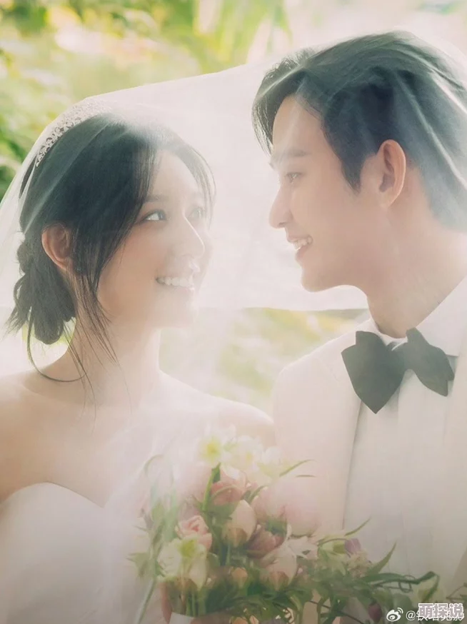 火豆秘密约会顶流小生疑似恋情曝光