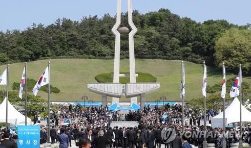 首尔之春韩国民众纪念1980年民主化运动 首尔之春韩国民众纪念1980年民主化运动